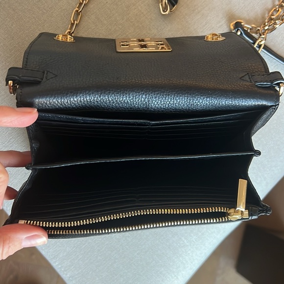 Tory Burch Britten Crossbody Wallet Purse - Picture 6 of 10